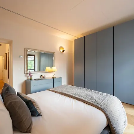 - Modern Florentine Terrace Few Steps From Duomo