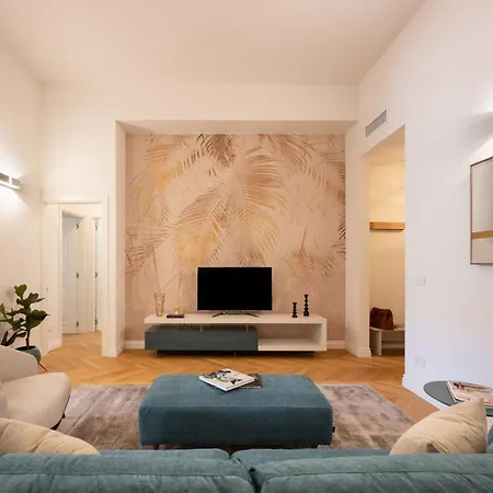 - Modern Florentine Terrace Few Steps From Duomo アパート