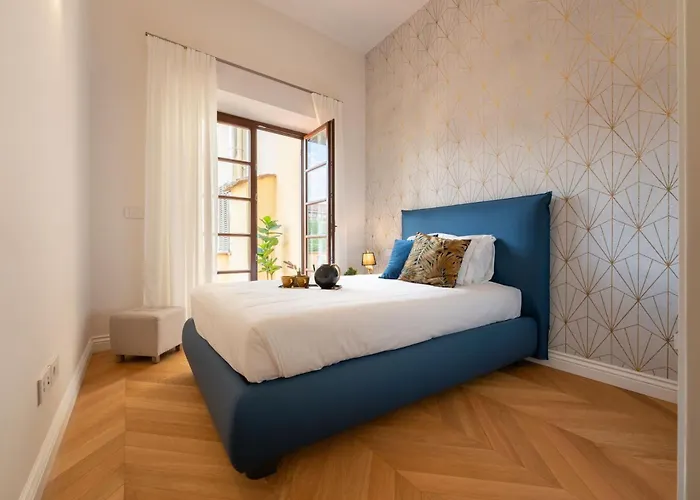 - Modern Florentine Terrace Few Steps From Duomo アパート